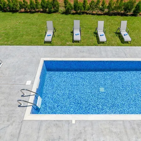 Vila By The - White Coral