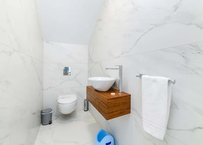 By The - White Coral * プロタラス